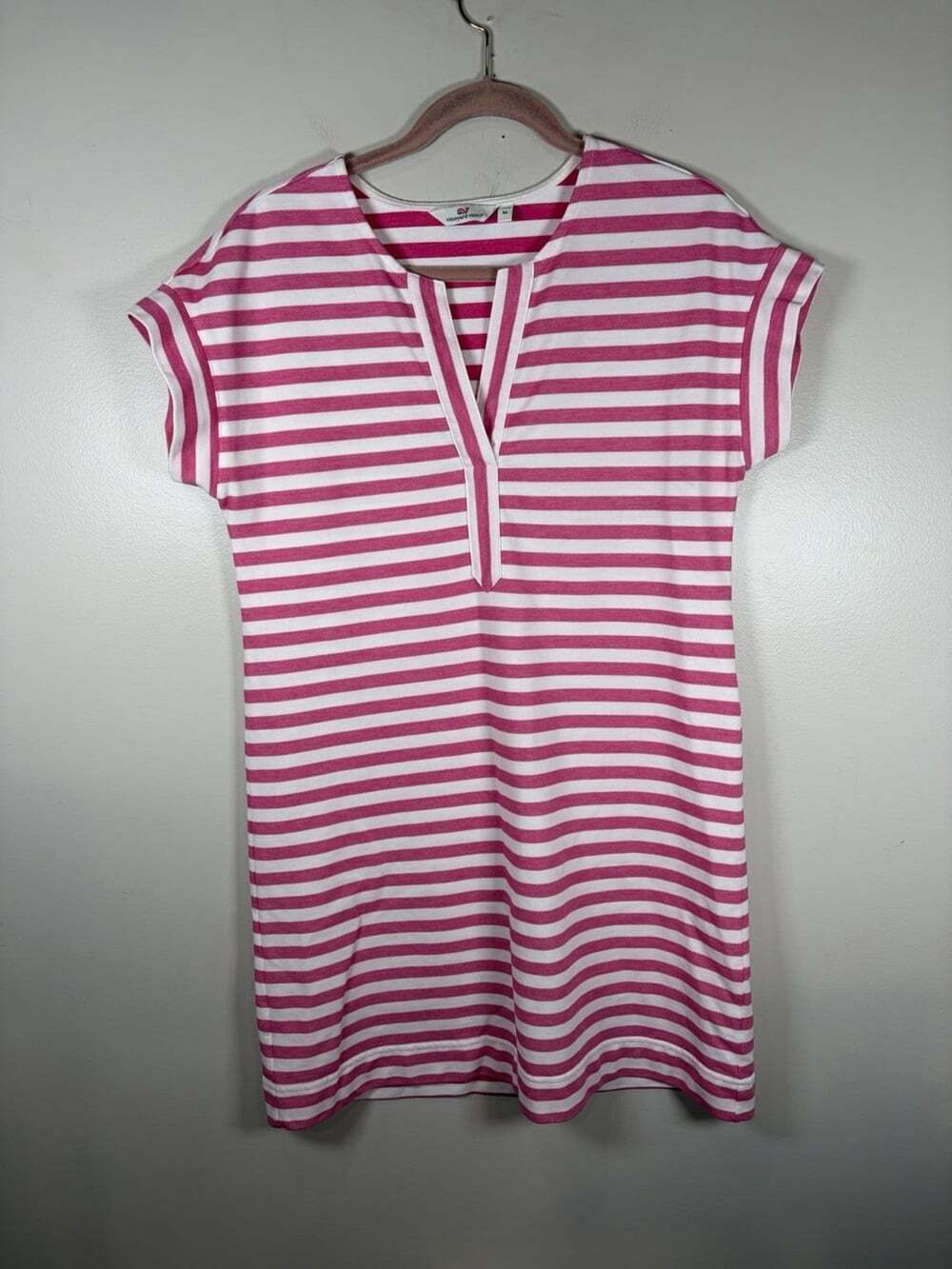 Vineyard Vines Jersey Knit Dress Size Medium Pink White Stripe Preppy Vacation